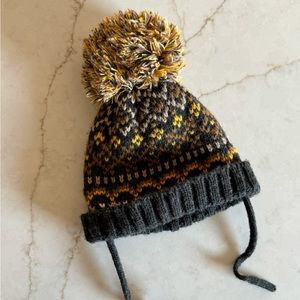 Zara 6-12 month knit Pom hat